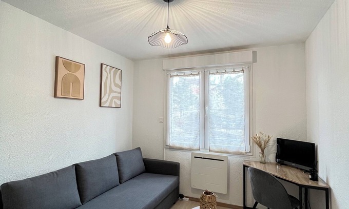 Secteur 1 Apartment | Studio du voyageur Gare~Centre~Europole~cea