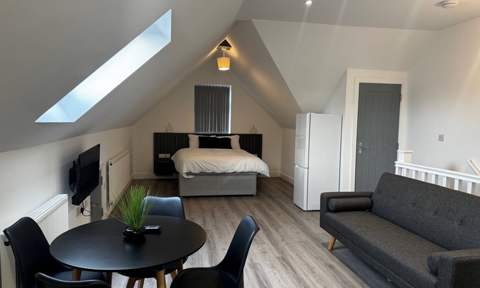 Brampton Apartment | Studio Flat In London