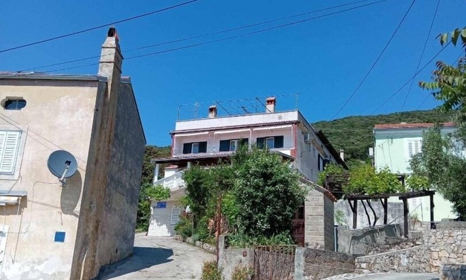 Martinscica Apartment | Studio flat near beach Martinšćica, Cres (AS-23980-a)