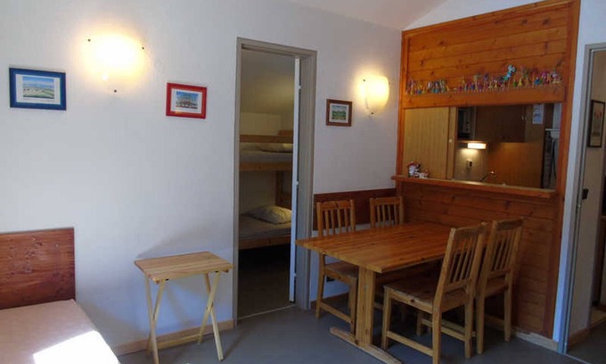 Valfrejus Apartment | Studio for 4 in Valfréjus with WiFi and parking near cable car