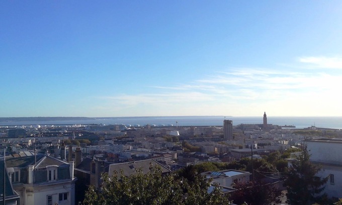 Cote Ouest Ormeaux Apartment | Studio full view of the Seine estuary and the sea, 2 steps from the center
