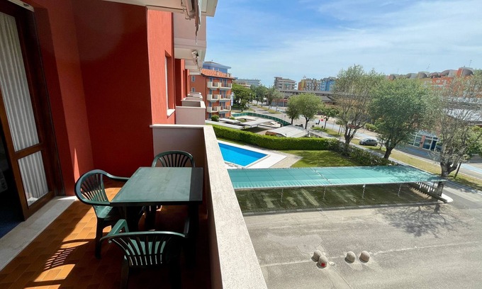 Porto Santa Margherita Apartment | Studio with balcony and pool