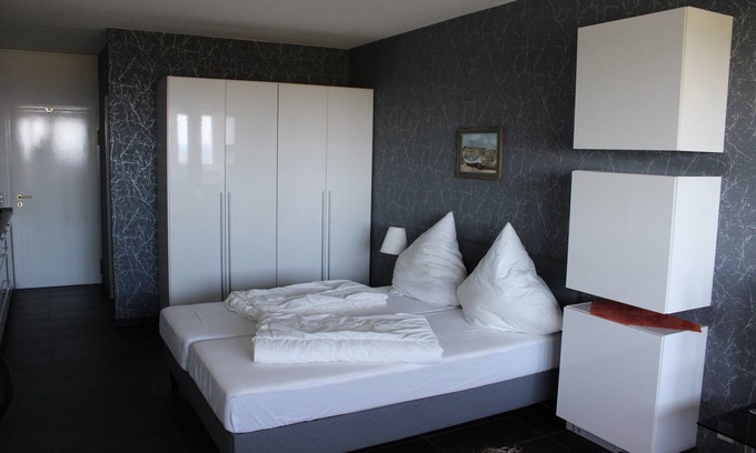 Holm Apartment | Studio K1307 with Baltic Sea view