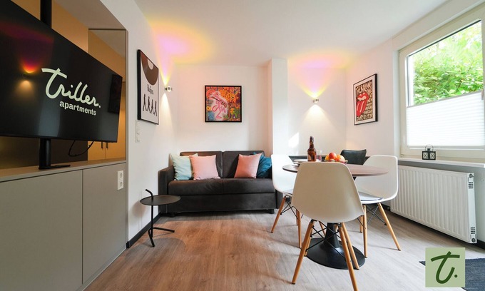 Saarbruecken Hotel | STUDIO L with private access
