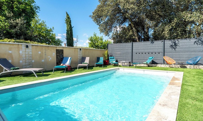 Bedoin Apartment | Studio 'La Petite Maison' with view of Mont Ventoux, Wi-Fi and air conditioning