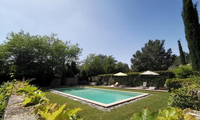 Mallemort Apartment | Studio Lavender