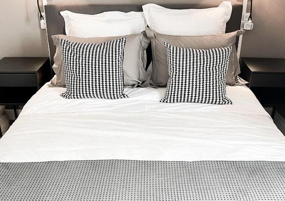 Loubezs-Bernac Bed & Breakfast | Studio Loubes Bernac