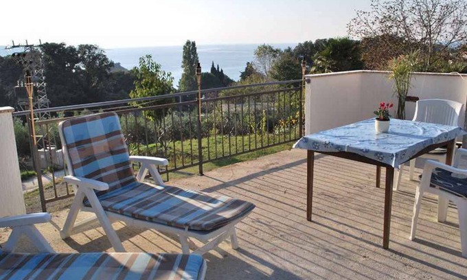 Rab Town Apartment | Studio mit Terrasse und Klimaanlage