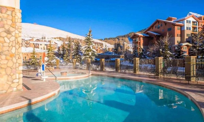 Crested Butte Condo | Studio Perfect Location 311 with Pool and Hot Tub