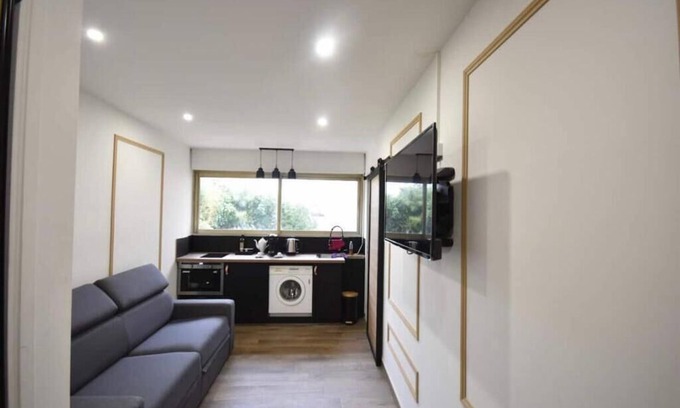 Prado-Perier Apartment | Studio Prado Velodrome