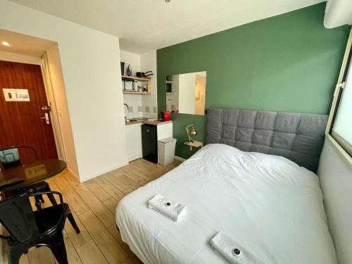 Saint Seurin - Fondaudege Apartment | Studio proche Mériadeck