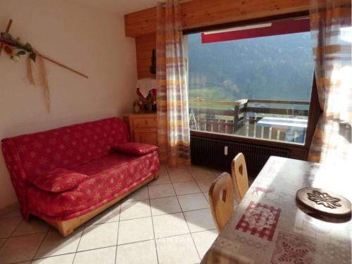 Le Grand-Bornand Apartment | Studio rénové avec cabine - 26m² - 5 pers - Balcon exposé sud - Près skibus et remontées mécaniques - FR-1-458-125