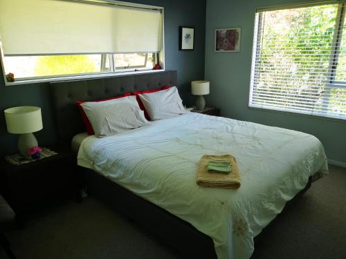 Kerikeri House | Studio room & bedroom ensuite