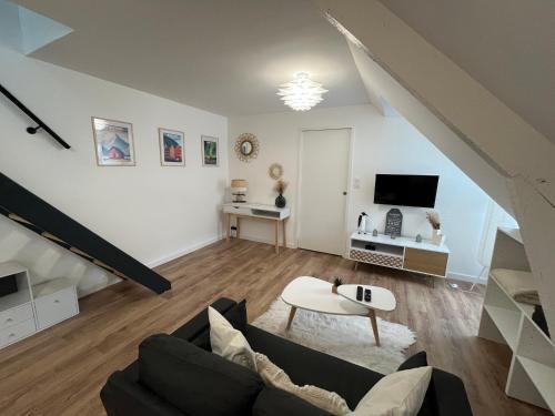 Lorient Apartment | STUDIO SCANDINAVE - HYPER CENTRE LORIENT
