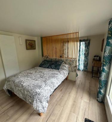 Ploermel Apartment | Studio, sur le Chemin des Hortensias