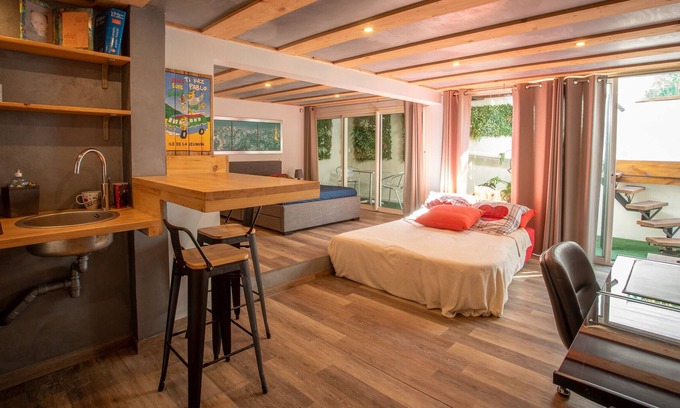 Plateau-Caillou Apartment | Studio TI CAZ PABLO, modern and pleasant in a quiet area