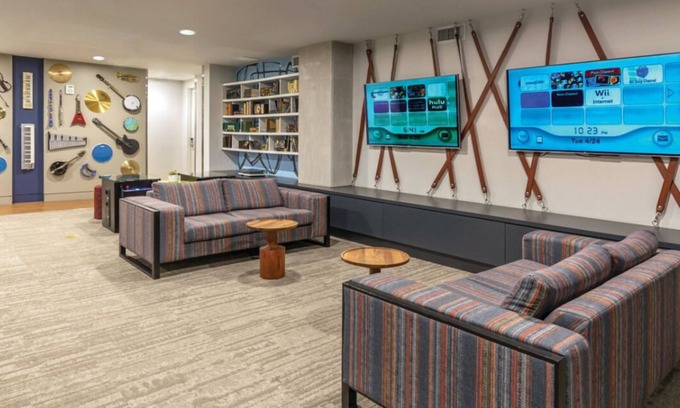 Civic District Condo | Studio unit/Austin - Full Kitchen, W/D, Rooftop Pool, & More!