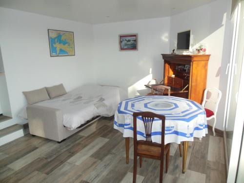 Crozon Apartment | Studio vue mer dans le centre de Crozon