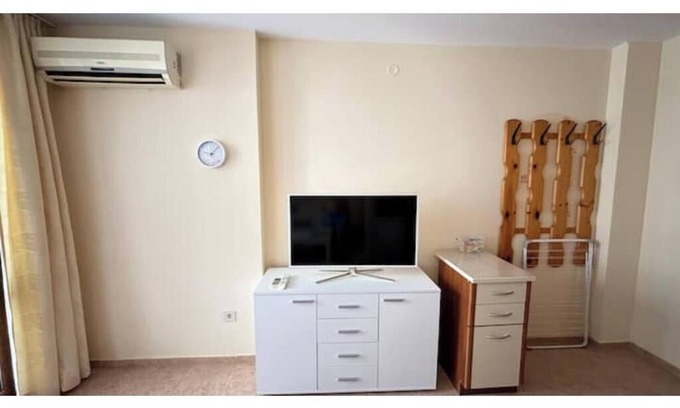 Burgas Apartment | Studio with pool view #2