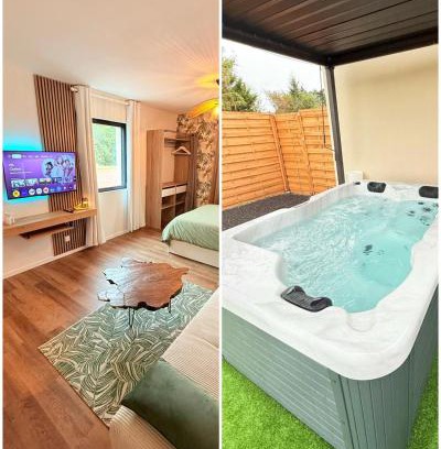 Villerest Apartment | Studio with private spa, close to golf and lake