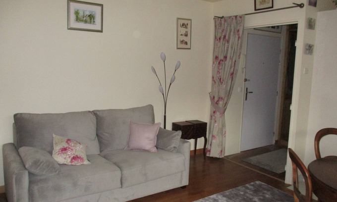 Quartier Centre Ville Apartment | Studio with sunny garden