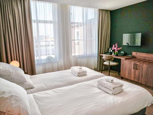 Brouwershaven Apartment | Studio Zen Kitchen & Boutique Hotel-4 by Interhome