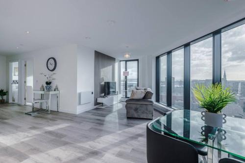Preston Apartment | Stunning 2-Bed Premium Apartment - Free WI-FI