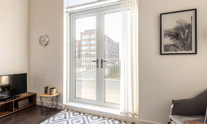 Rotherham Apartment | Stunning 2 Bed Wharfside Apartment in Rotherham