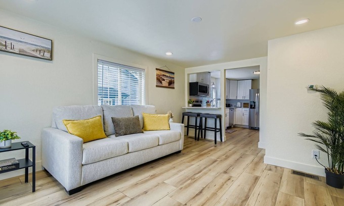 Berkley House | Stunning 2-bedroom house w/large yard. Brand new. central to Denver/Mtns/Boulder