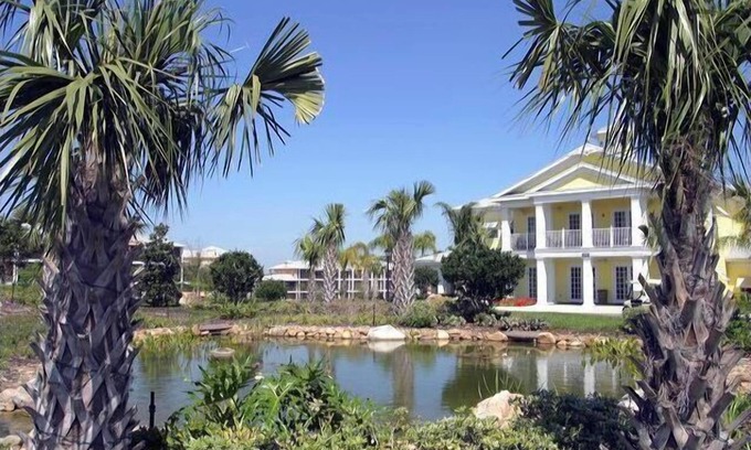 Bahama Bay Villa | Stunning 3BR 2BA 1700 sq ft Penthouse Villa - Fully Upgraded, Fantastic Location