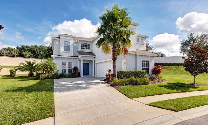 Haines City Villa | Stunning 6 BR/4.5 BA Pool and A/C Games Room Villa, not overlooked, sun all day