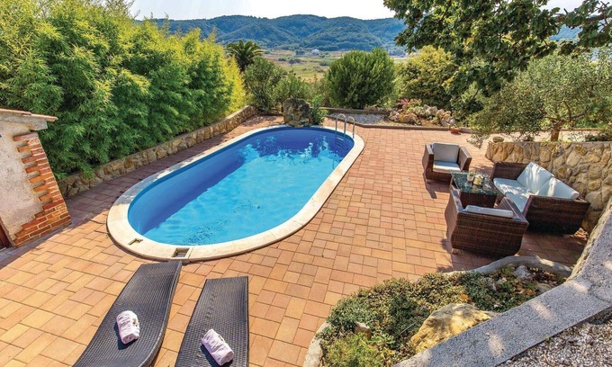 Supetarska Draga Apartment | Stunning apartment in Supetarska Draga