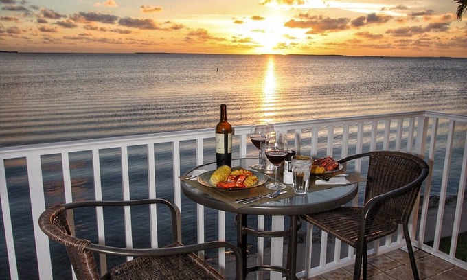 Islamorada House | Stunning Bayfront Townhouse with Boat Slip/Marina Access - A Luxurious Retreat!