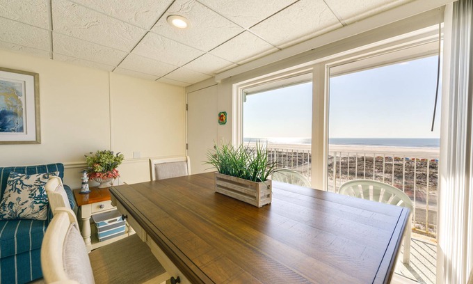 Wildwood Crest Condo | Stunning Beachfront Condo w/Panoramic Ocean View