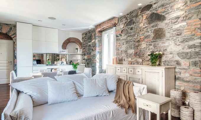 Como Apartment | Stunning Central Como apt by JOIVY
