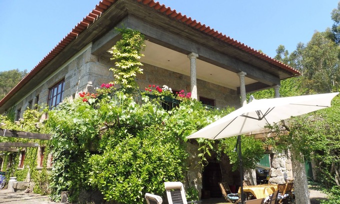 Portela House | Stunning farmhouse accommodation for 10 people: 2 houses, 2 pools, views, BBQs