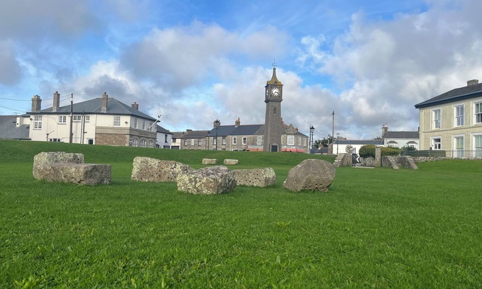 St Just Apartment | Stunning Flat St Just Near Lands End Coastal Walking & Nature watching Cornwall