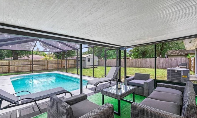 Seffner Community Alliance House | Stunning Heated Pool House Close to Tampa & Casino