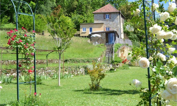 Cenac-et-Saint-Julien House | Stunning Home In Cénac-Et-Saint-Julien