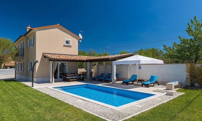 Sveti Petar u Sumi House | Stunning home in Sveti Petar u Sumi