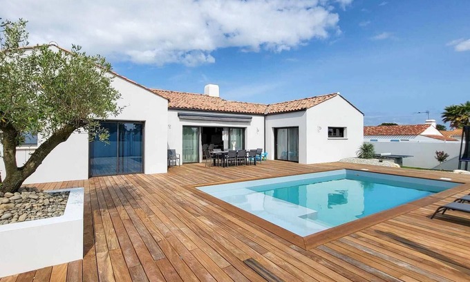 Barbatre House | Stunning home in Barbâtre