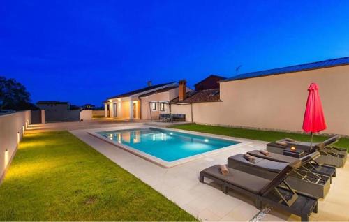 Bibici House | Stunning Home In Bibici