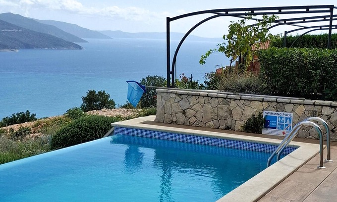 Zagore House | Stunning home in Brsec with sauna