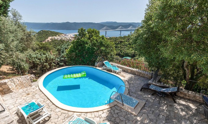 Duboka House | Stunning Home in Duboka With 5 Bedrooms, Wifi and Outdoor Swimming Pool