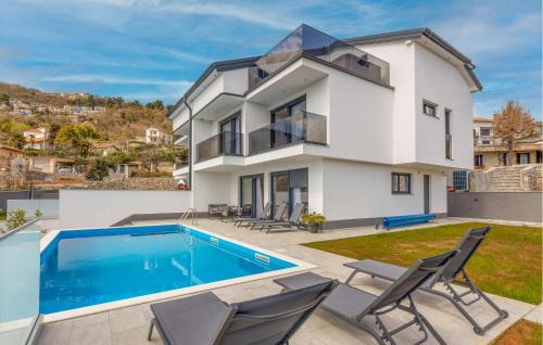 Lovran House | Stunning Home In Lovran With Sauna