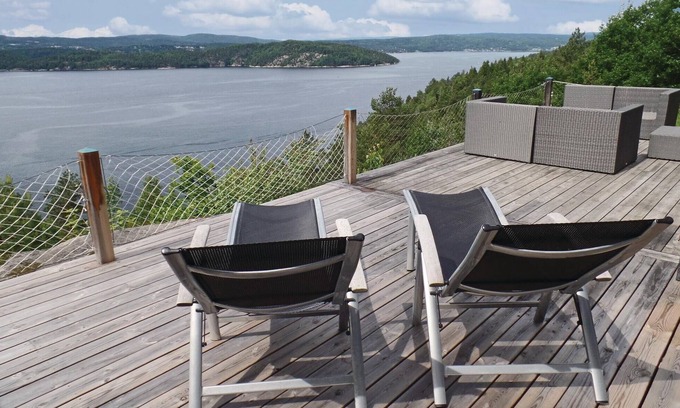 Frogn House | Stunning home in Nordre Frogn with WiFi