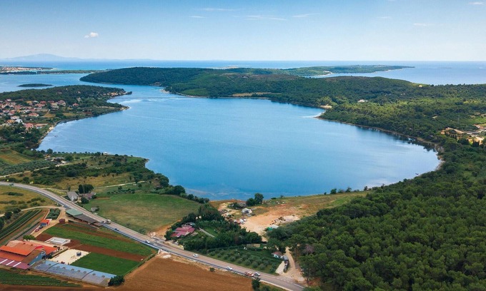 Pomer House | Stunning home in Pula