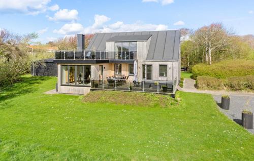 Spøttrup House | Stunning Home In Spøttrup With Wifi
