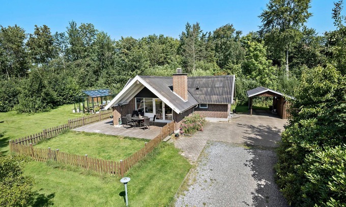 Arrild Ferieby House | Stunning home in Toftlund with WiFi