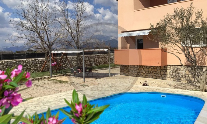 Vinjerac House | Stunning home in Zdrilo